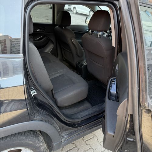 Легковой автомобиль минивэн (MINIVAN) CHEVROLET ORLANDO 2013 г.в., цвет черный, (транзитный номер 7 ТХТ 9451)