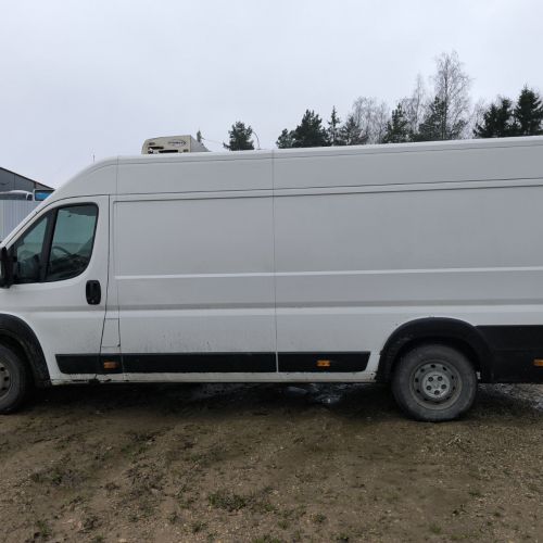 Автомобиль грузовой вагон рефрижератор PEUGEOT BOXER 2020 г.в., АМ 3716-4
