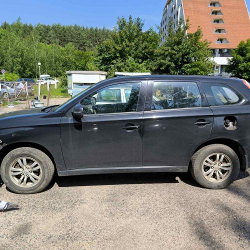 Легковой внедорожник универсал MITSUBISHI OUTLANDER , 2014 г.в., рег.знак 9809 НЕ-7