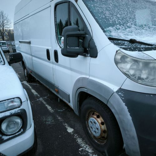Автомобиль грузовой вагон изотермический PEUGEOT ВOXER FT 440 2012 г.в. рег. №АМ 9817-4