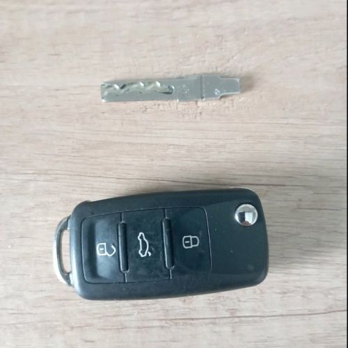 Легковой седан VOLKSWAGEN POLO. год выпуска 2016, рег.знак 9866 PP-7