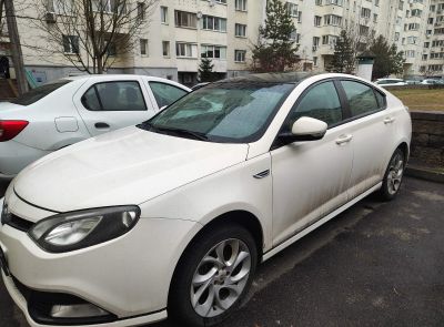⚡40% Легковой автомобиль хэтчбек (HATCHBACK) MG 6, 2013 г.в., цвет-белый, чёрный,  рег.знак 9017 XK-7