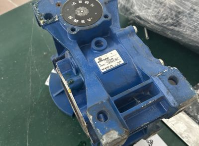 ⚡-70% Мотор-редуктор NMRV090 i=10 T90L4 1.5кВт 1400 об/хв (инв. № 403)