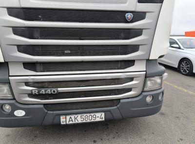 Грузовой седельный тягач SCANIA R 440 L, 2017 г.в., рег. №AK 5809-4 , полуприцеп SCHMITZ CARGOBULL SCS 24/L, 2017 г.в. рег. № А 5660 В-4