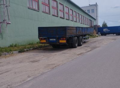 ⚡ -60% Полуприцеп бортовой MТМ 9330 04, рег. знак А1494 В-7