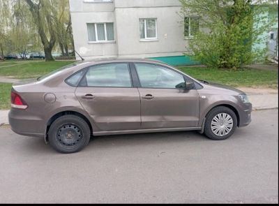 Легковой седан VOLKSWAGEN POLO. год выпуска 2016, рег.знак 9866 PP-7