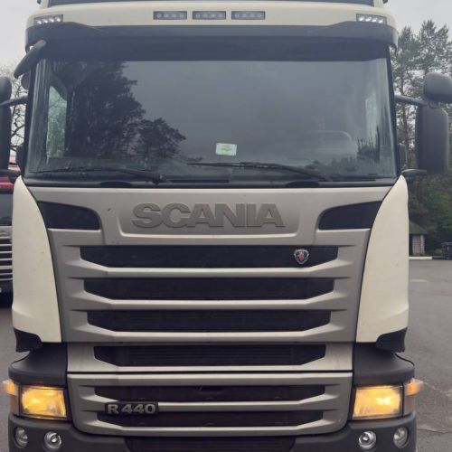 Грузовой седельный тягач SCANIA R 440, 2017 г.в., рег. №AK 5798-4 , полуприцеп SCHMITZ CARGOBULL SCS 24/L, 2017 г.в. рег. № А 5659 В-4