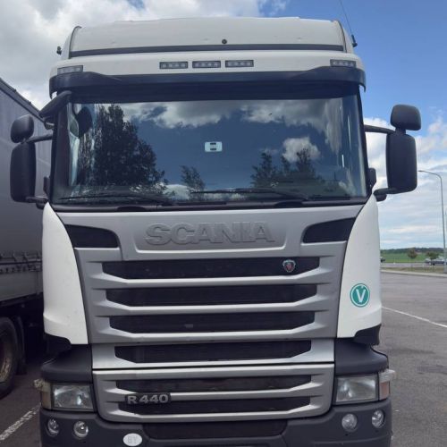 Грузовой седельный тягач SCANIA R 440, 2017 г.в., рег. №AK 5814-4 , полуприцеп SCHMITZ CARGOBULL SCS 24/L, 2017 г.в. рег. № А 5667 В-4