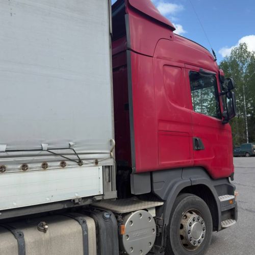 Грузовой седельный тягач SCANIA R 440 L, 2017 г.в., рег. №AK 3689-4 , полуприцеп SCHMITZ CARGOBULL SCS 24, 2017 г.в. рег. № А 5203 В-4