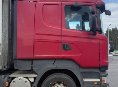 Грузовой седельный тягач SCANIA R 440 L, 2017 г.в., рег. №AK 3689-4 , полуприцеп SCHMITZ CARGOBULL SCS 24, 2017 г.в. рег. № А 5203 В-4